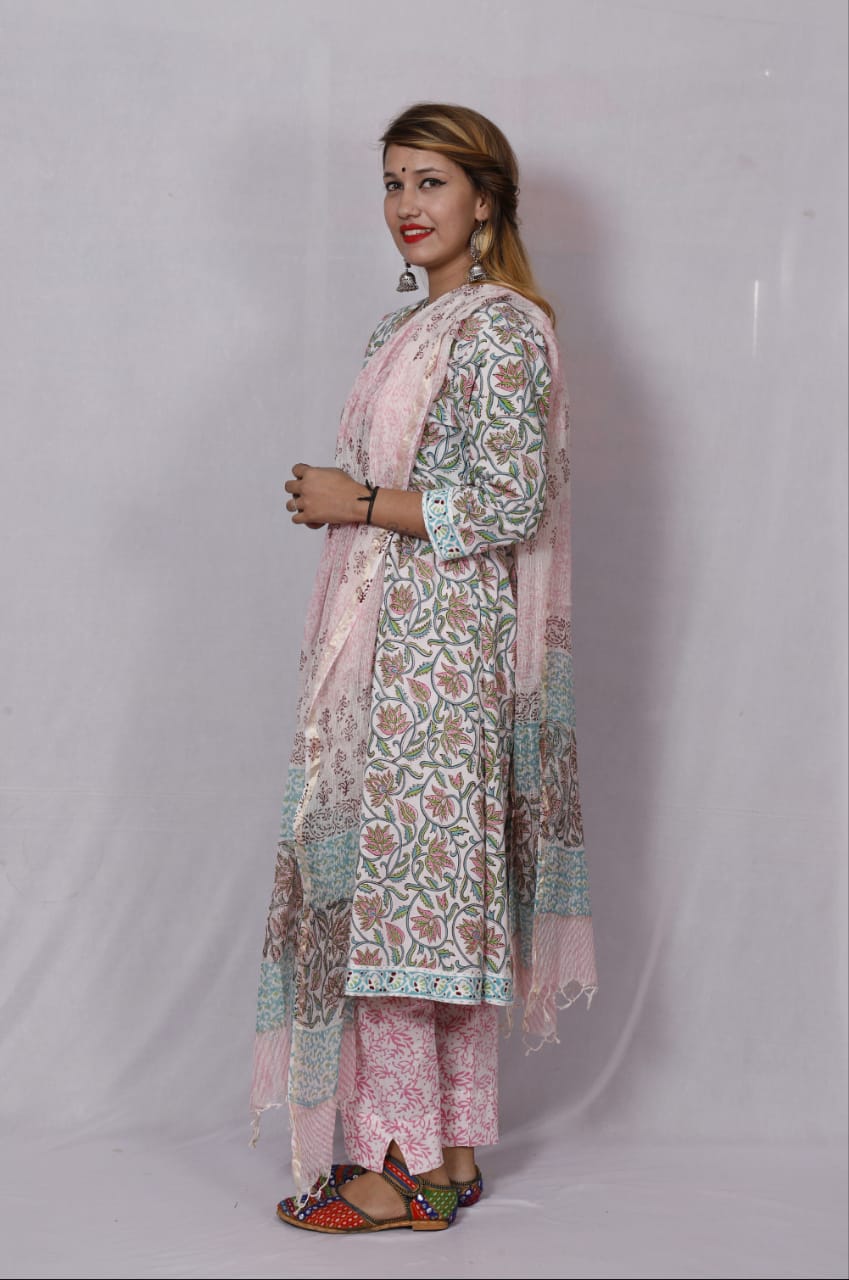 Stitched Salwar Suits In Bhiwani - Prices, Manufacturers & Suppliers